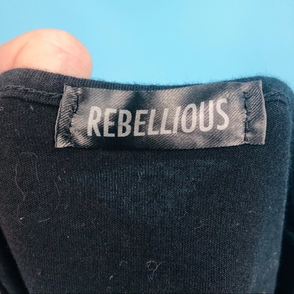 Rebellious women’s black graphic Tee size Large - Picture 5 of 6